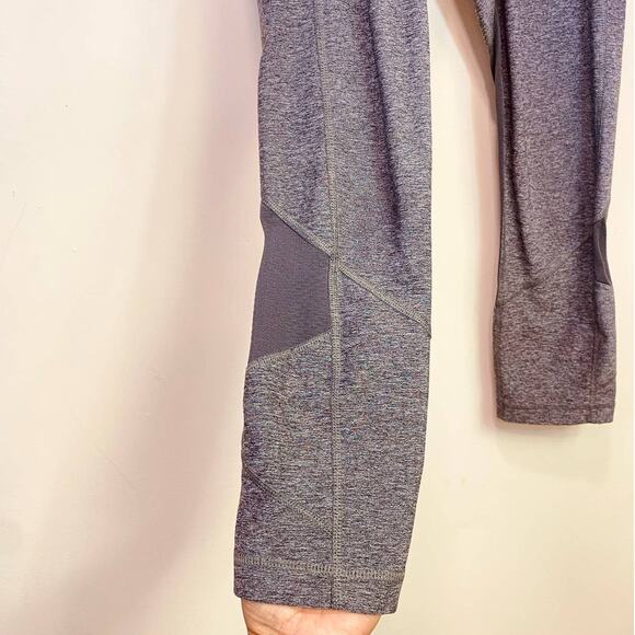 Lululemon Gray -Pink 3/4 Leggins Size 4 Sheer ,Back pocket Small - Picture 7 of 9